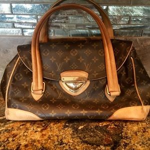 Authentic Louis Vuitton. Purchased in Florence Italy LV store. Good condition.